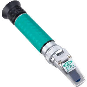 Refractometer